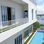 Villa Tepi Segara