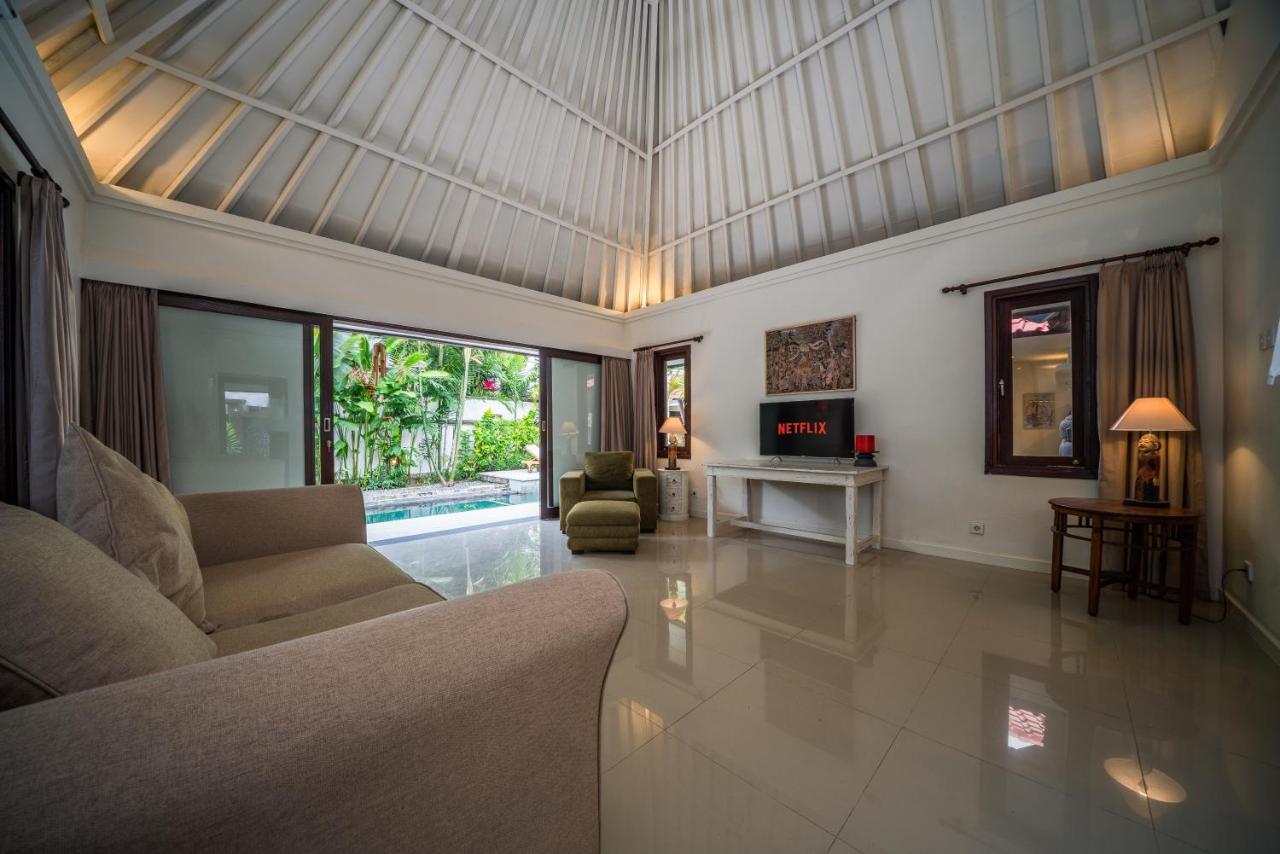 Luxury 3 Bed With Pool In Great Location With Beachfront Spa Access Villa Sanur (Bali)