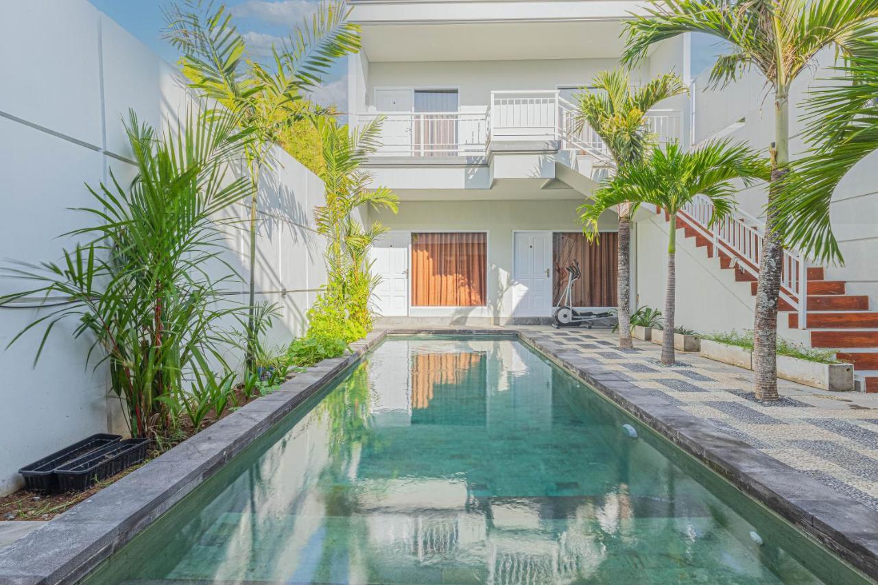 Guest house Rose 1 *