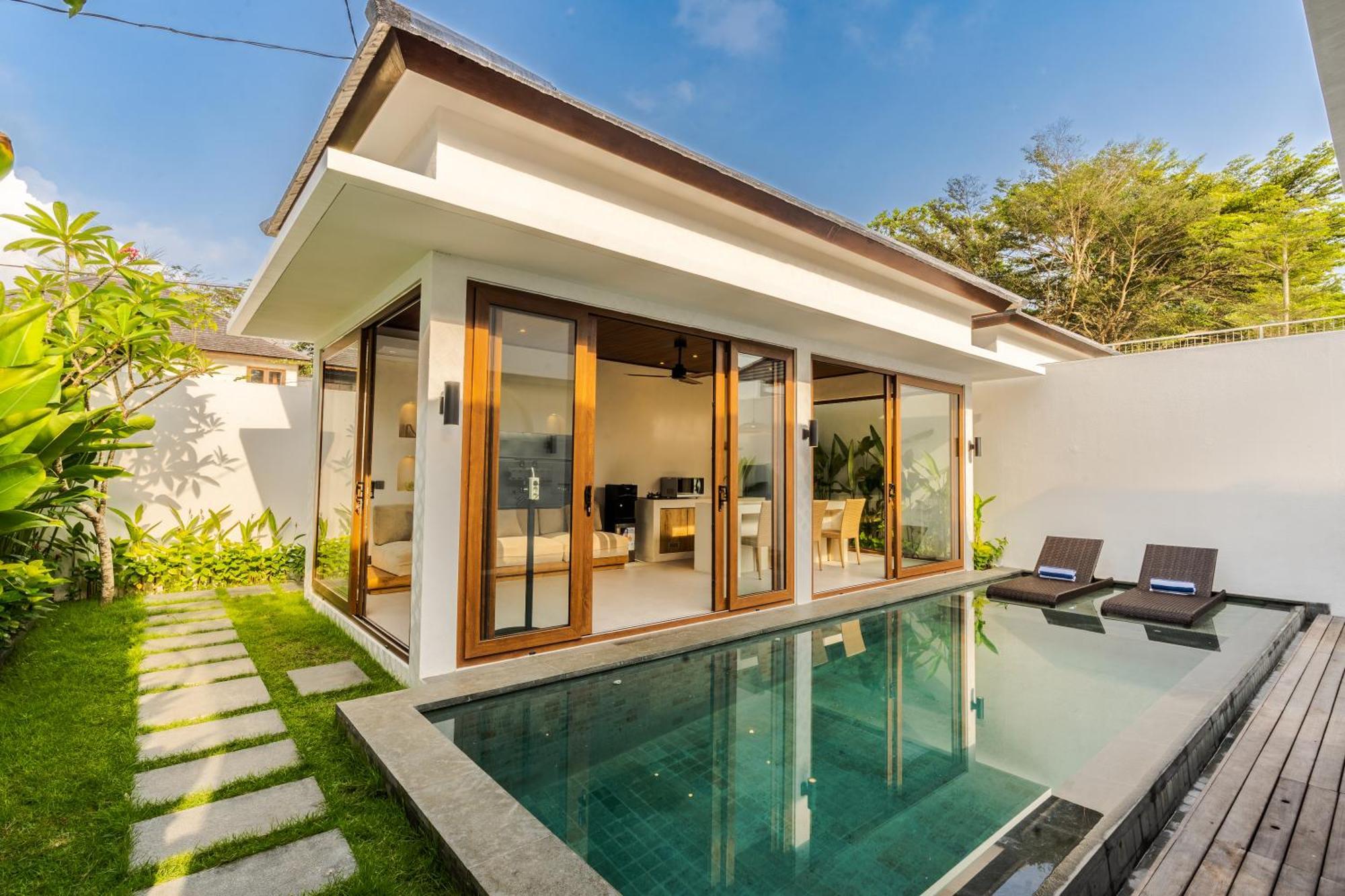 J4 Villa