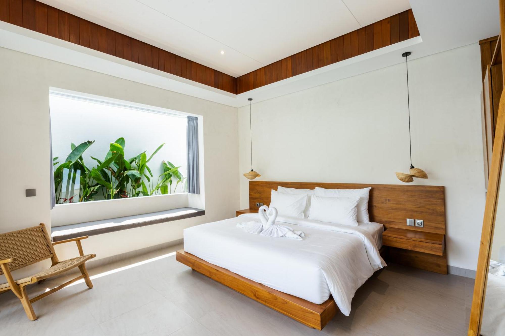 J4 * Sanur (Bali)