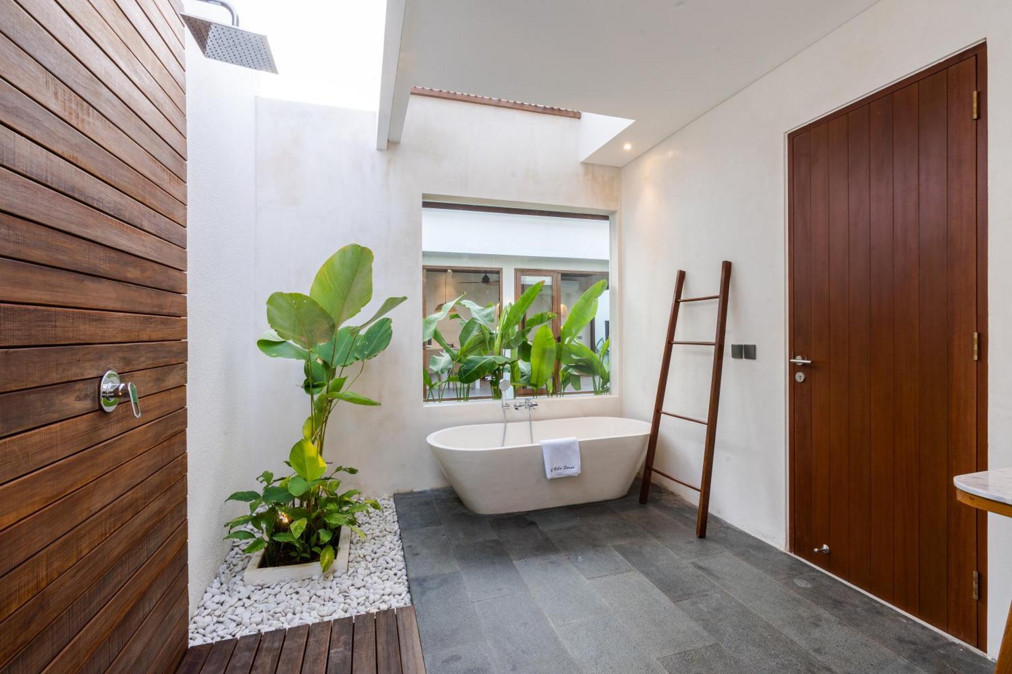 J4 Sanur (Bali)