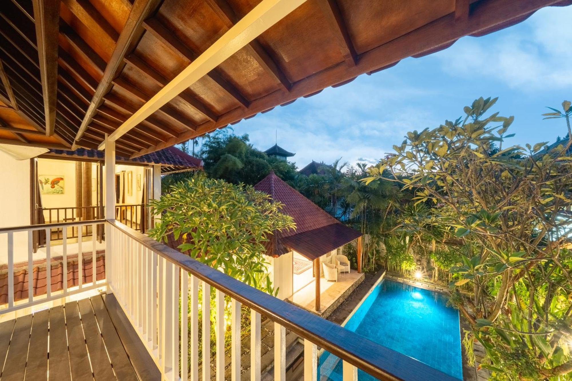 Luxury 3 Bed With Pool In Great Location With Beachfront Spa Access Villa Sanur (Bali)