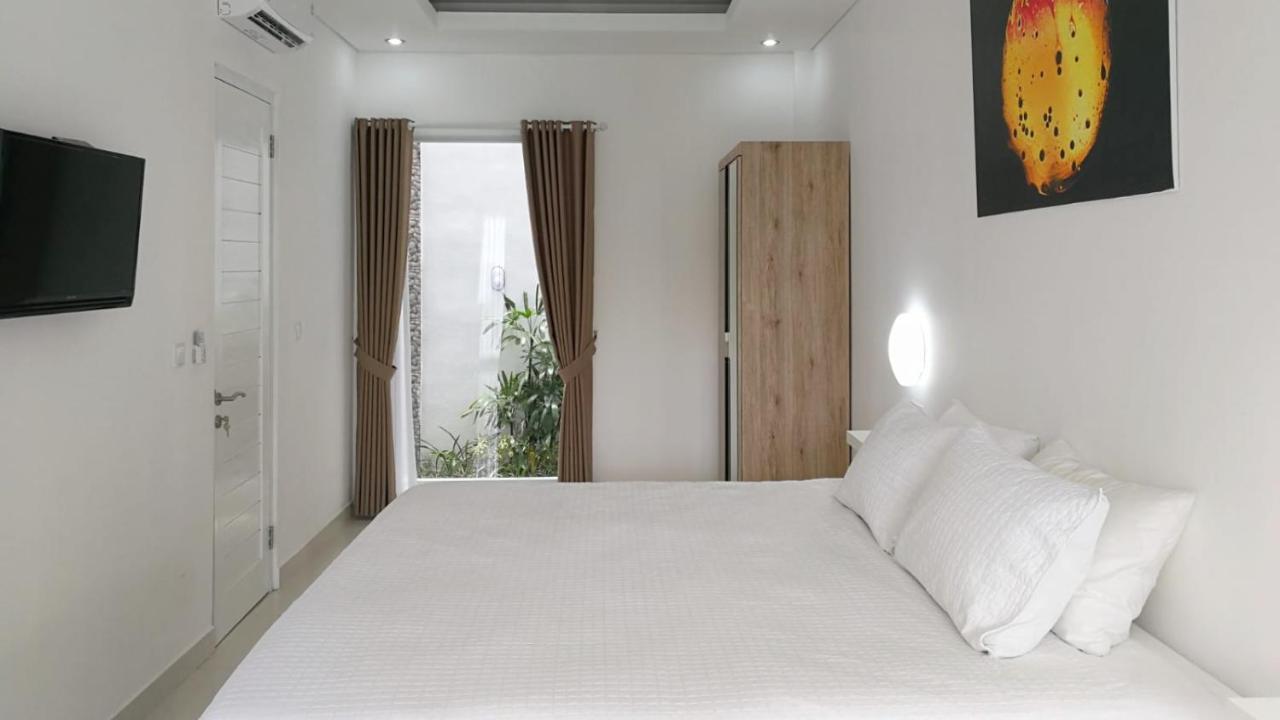The Bali Bubble * Sanur