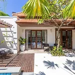 Villa Stella - Tranquillity By The Beach