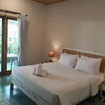 Jukung Dua Guest House