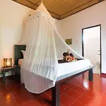 Tropical Bali Hotel