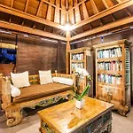 Beach Front Hotel Danau Tamblingan St Sanur Bali
