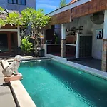 Loft Mezanine Sutji Apartment