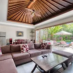 Kejora Beachfront Villas