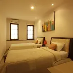 Alit Beach Resort&Villas