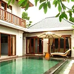 Villa Tulip