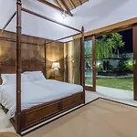 Villa Deh Simba