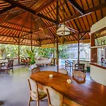 The Magnolia Villa