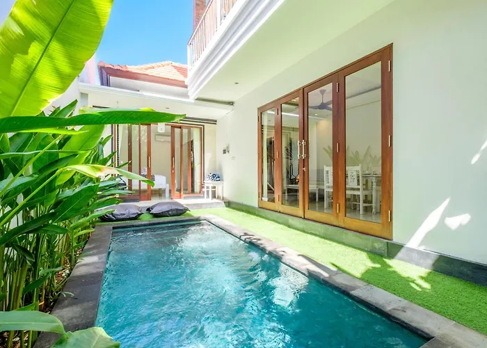 The R Villa Sinabung - Comfort Near The Beach