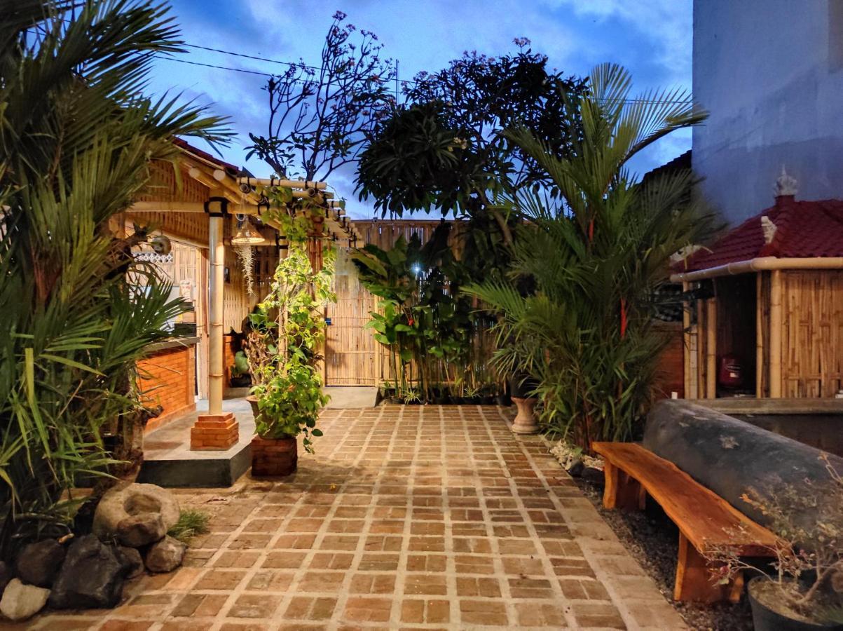 Kubu Di-kayla's Guest house *