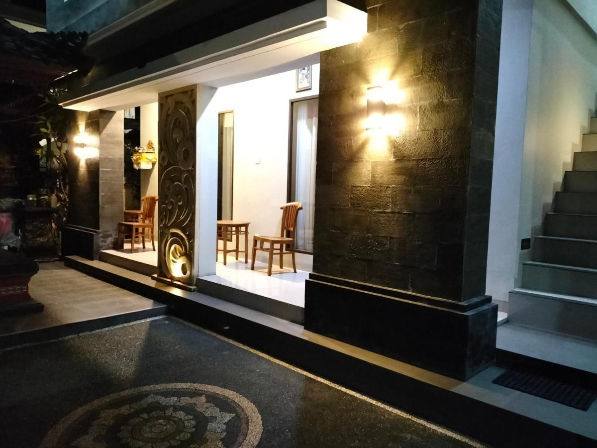 Kubu Indah Near Sindhu Wisma tamu *