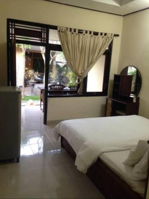 Gina's Homestay Sanur (Bali)