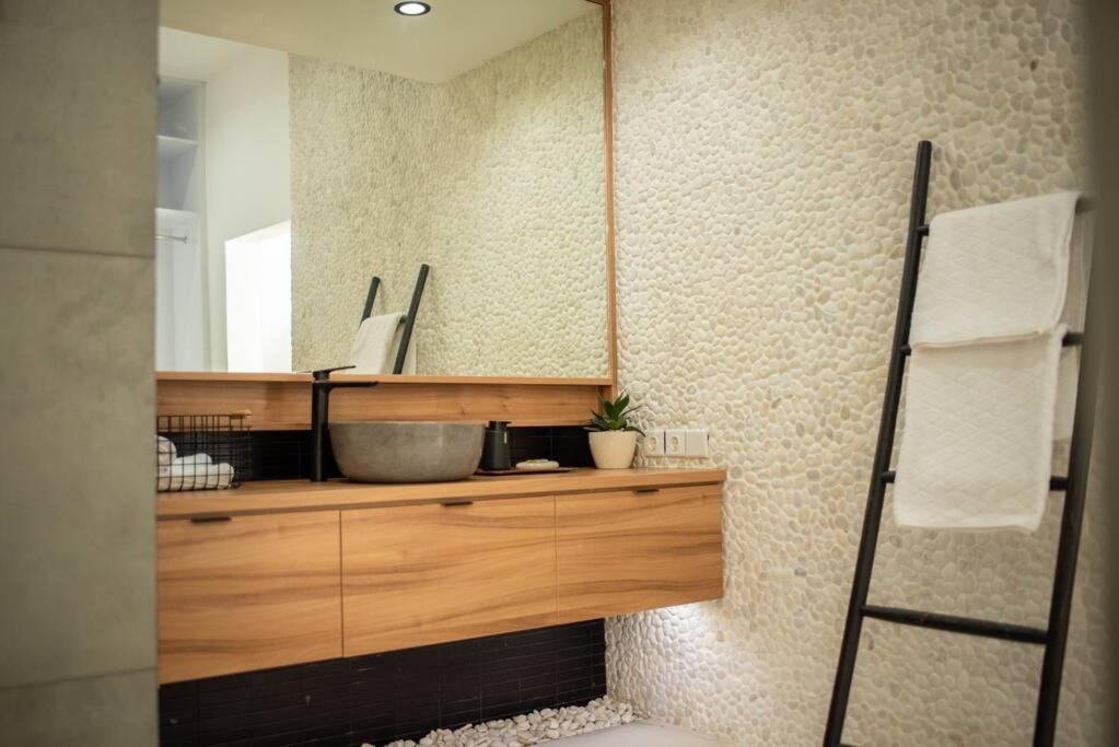 Nika Indi - 2 Bedroom With Pool At Villa