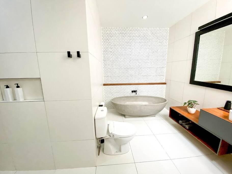 Villa Nika Indi - 2 Bedroom With Pool At *