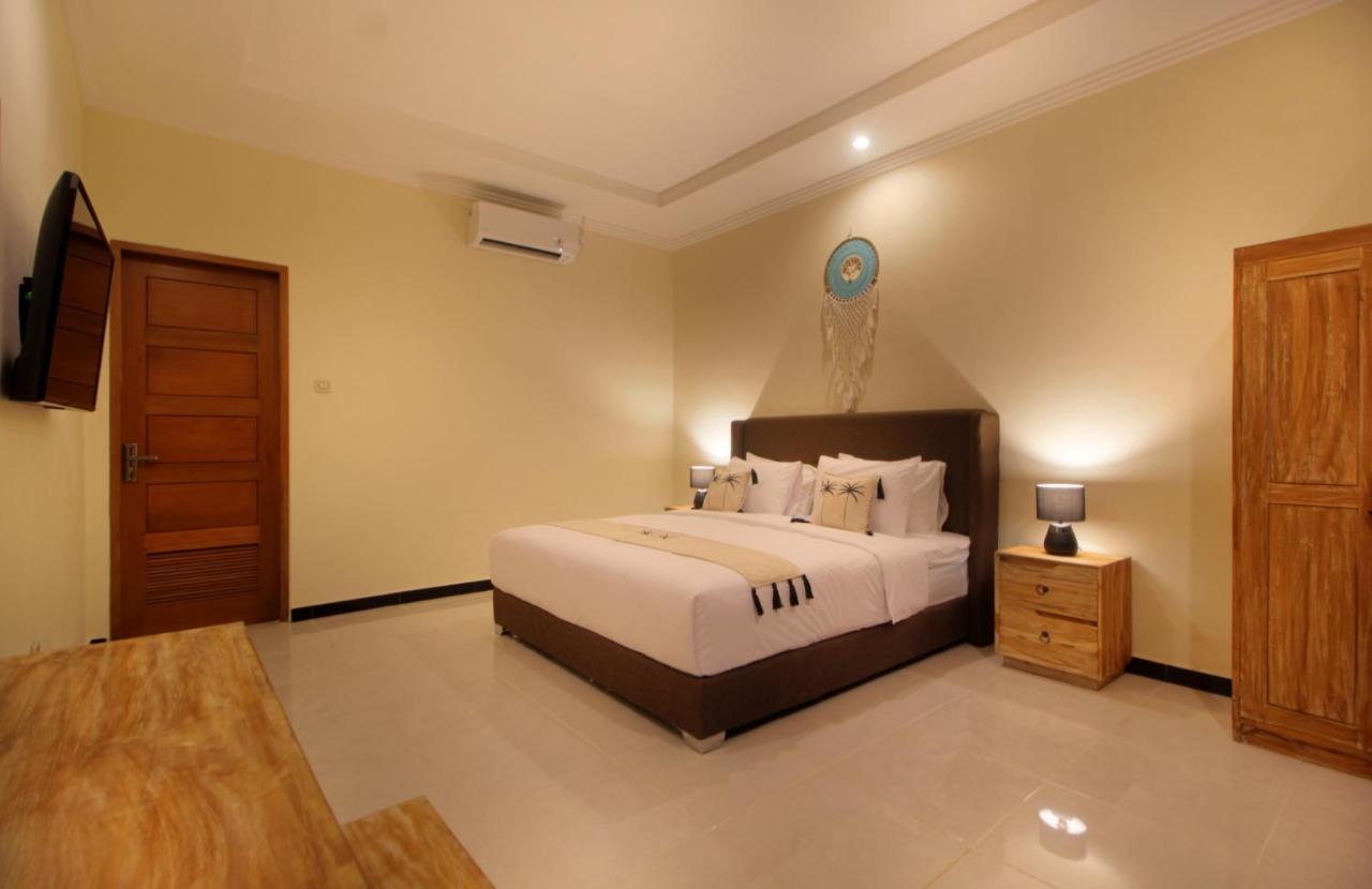 Shine * Sanur (Bali)