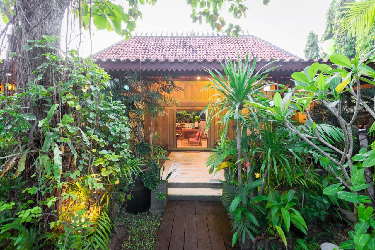 Kampung Kecil Boutique Villa *