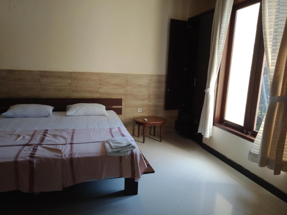Rika Guest house