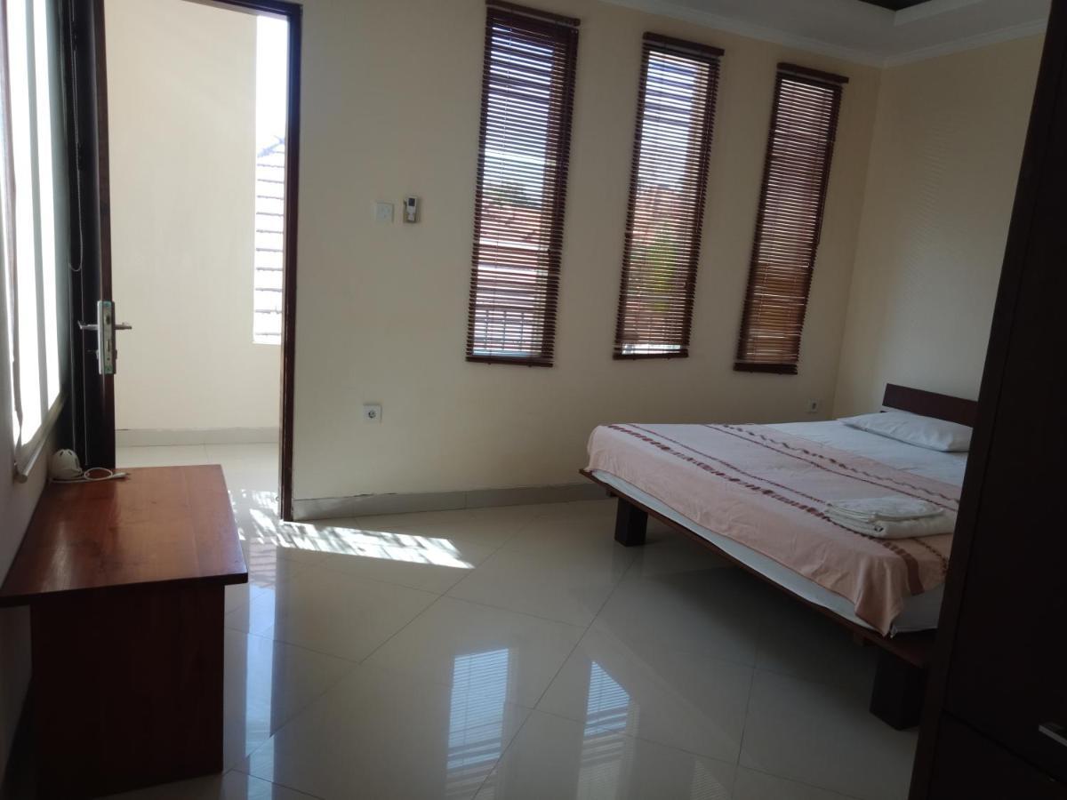 Rika Guest house *