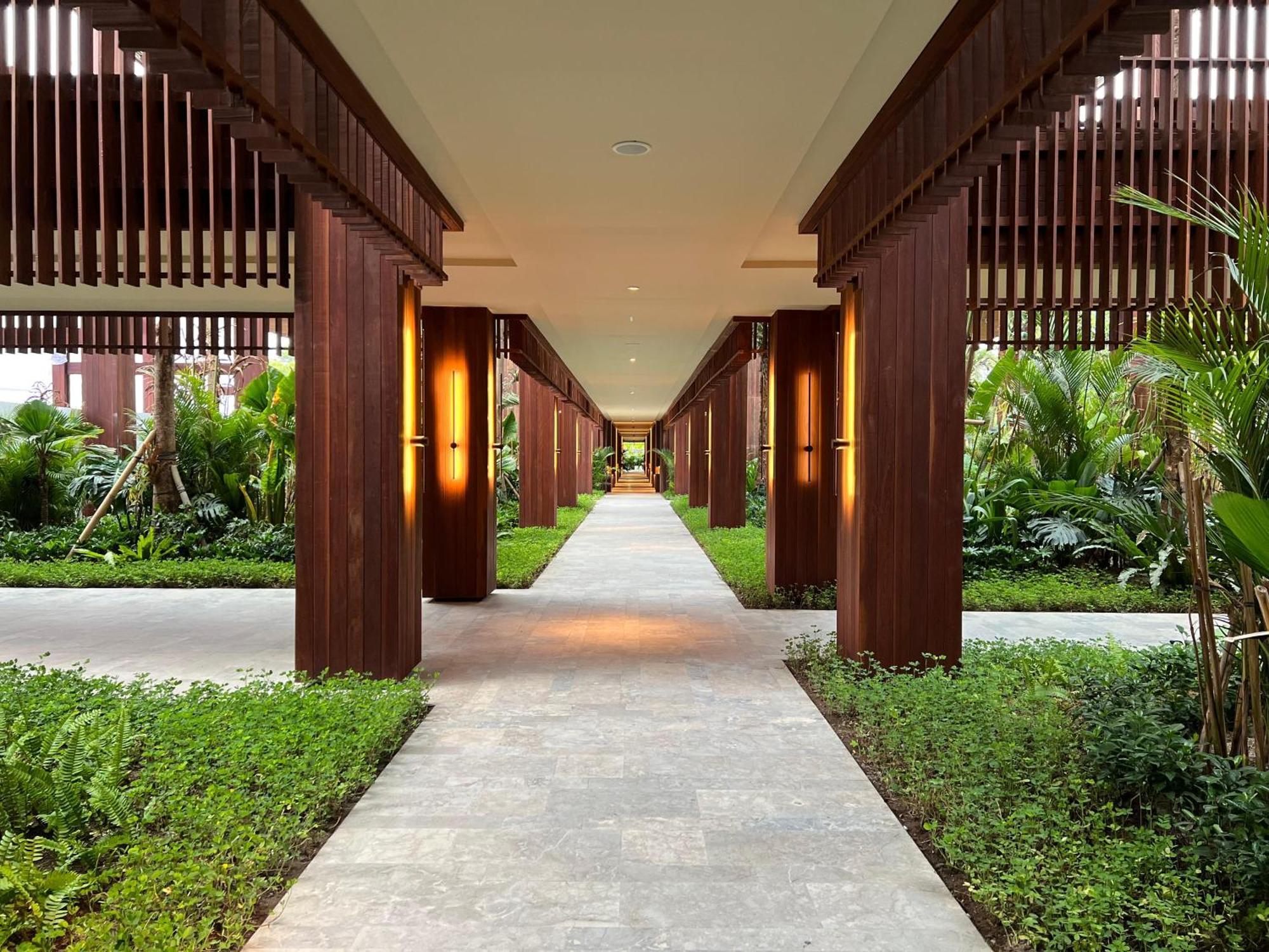 The Meru 5* Sanur (Bali)
