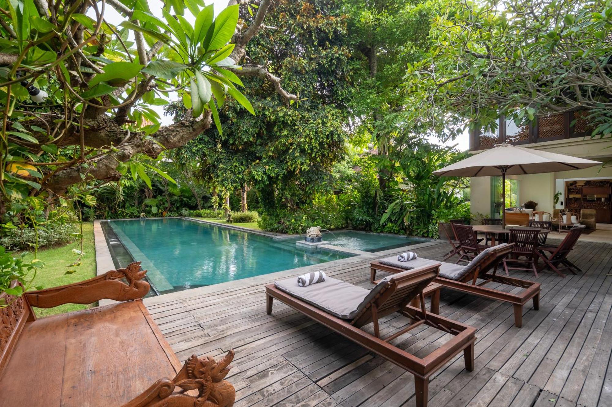 Villa The Asraya By Nakula
