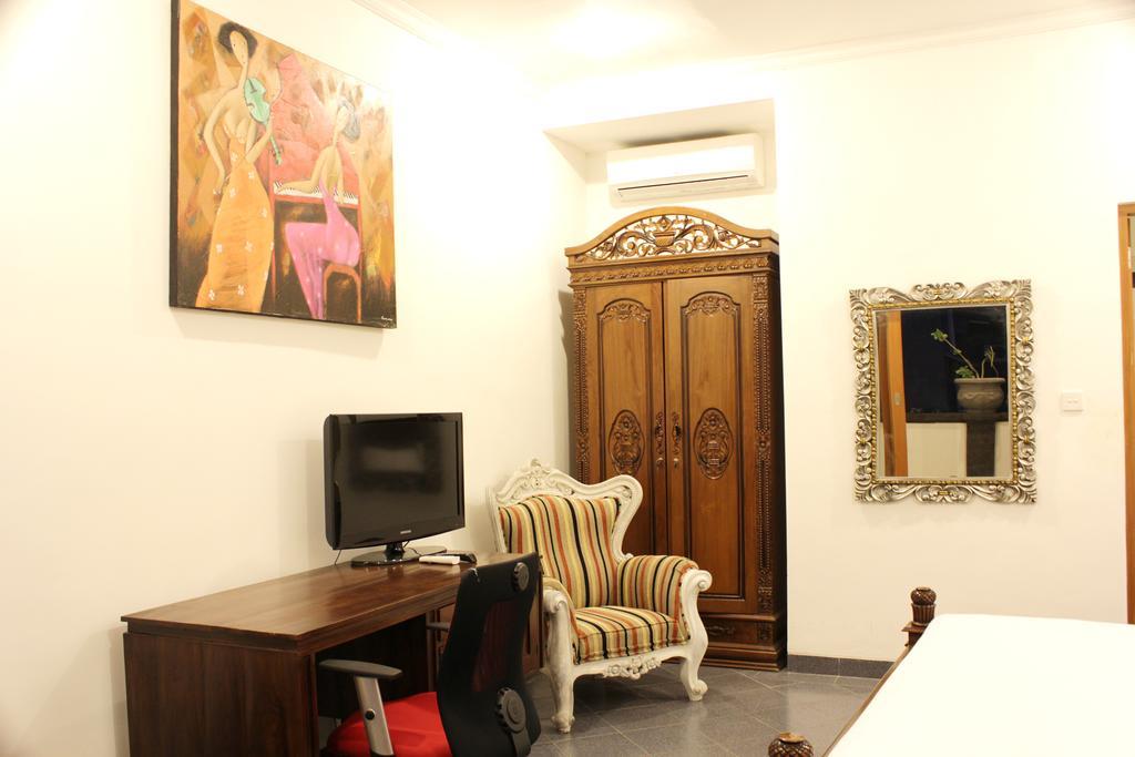 Wisma tamu Ayu