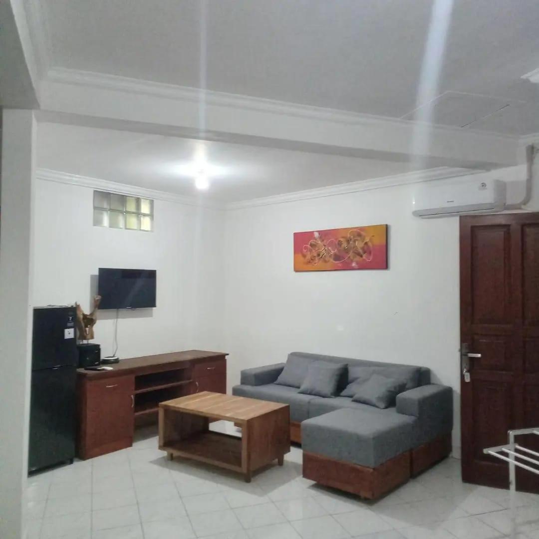 Lestari Homestay *