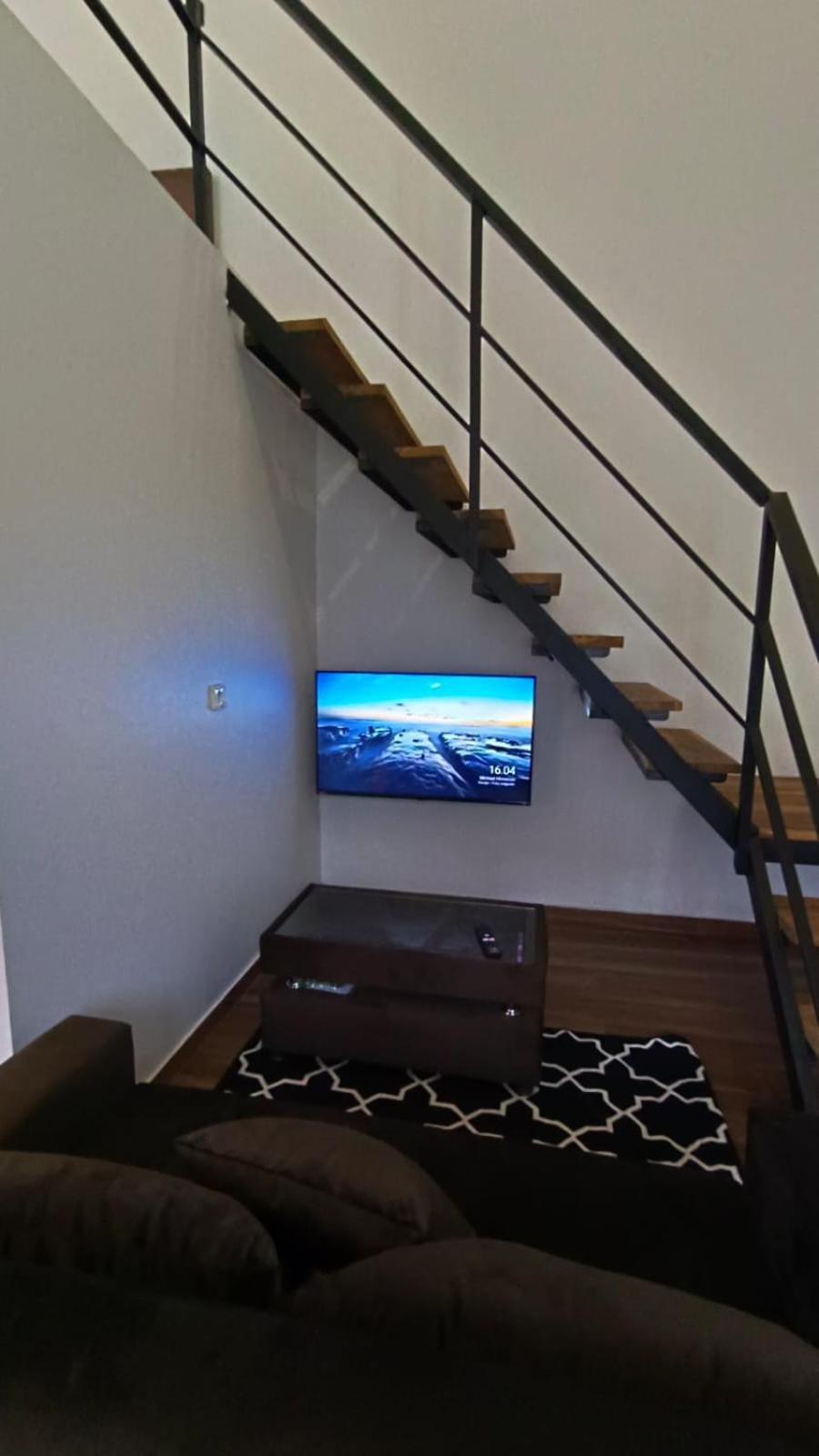 Loft Mezanine Sutji Apartment *