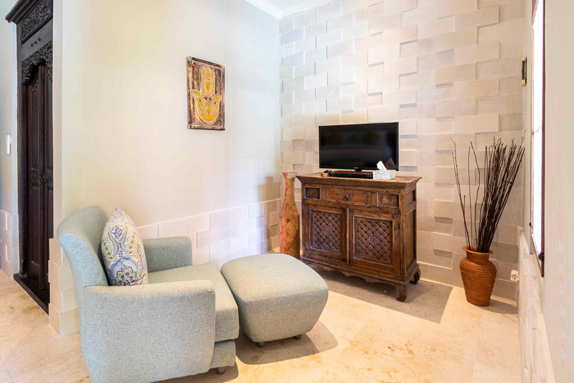 Villa Nesanur - Comfortable & Spacious Beachside Sanur