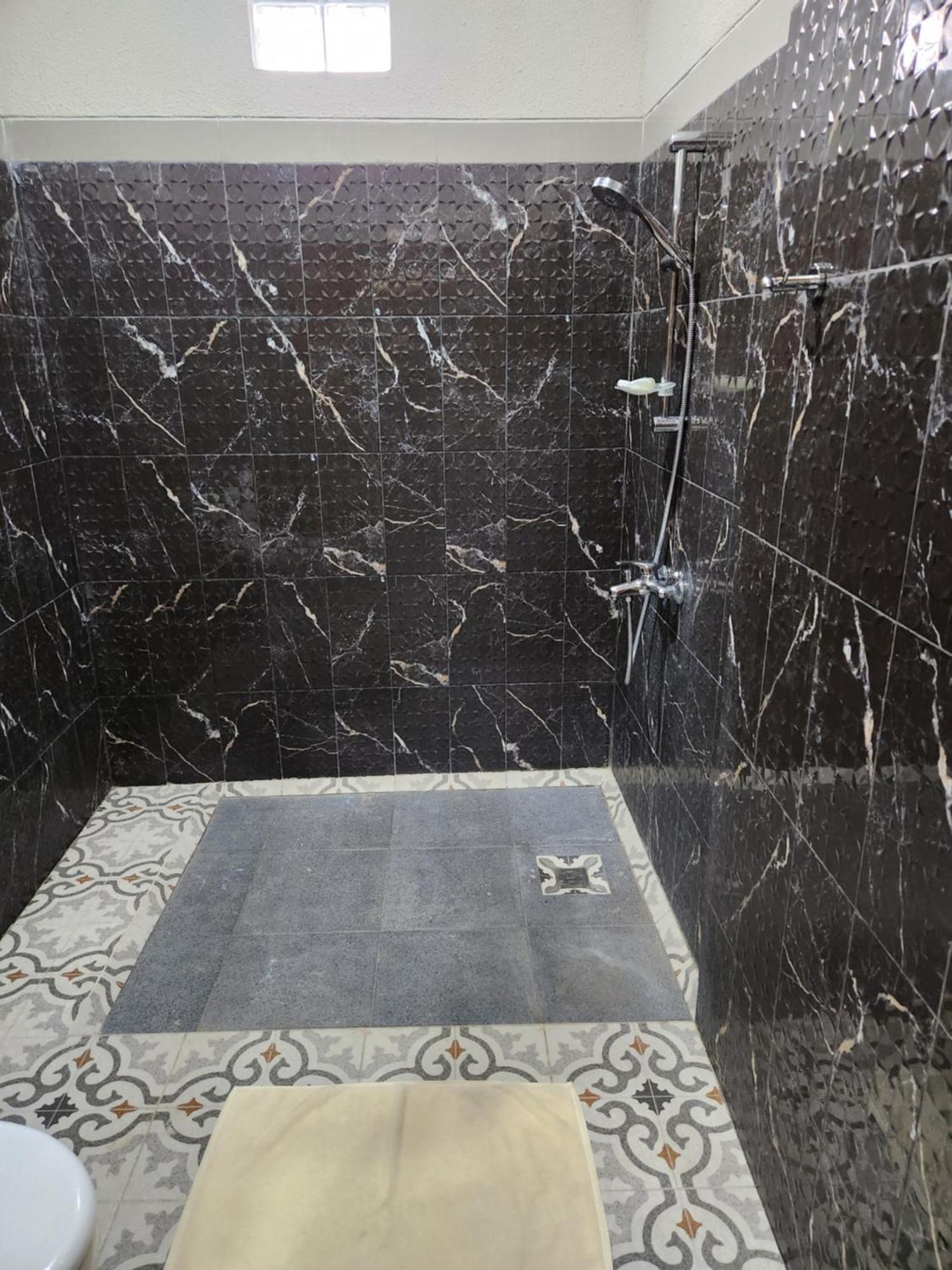 The Jineng,s Guest house