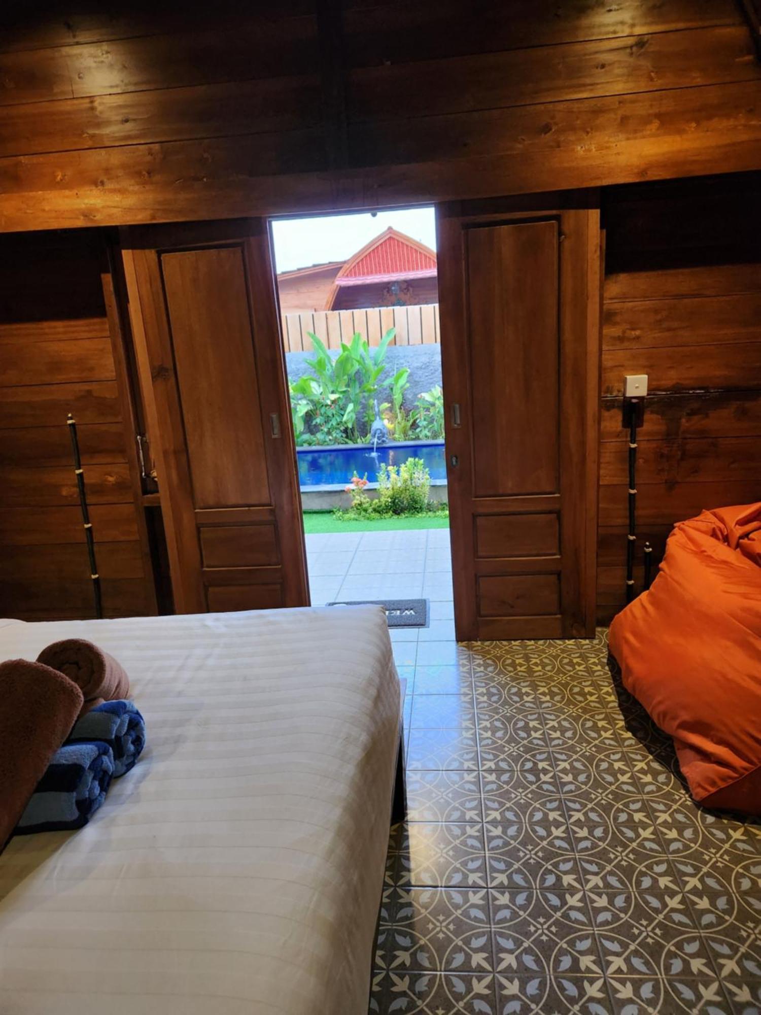 The Jineng,s Guest house