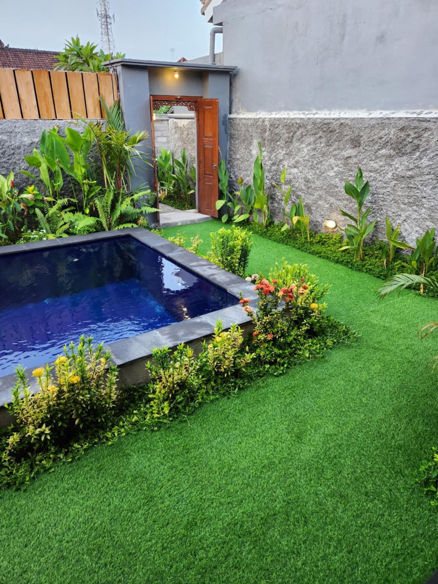 Guest house The Jineng,s *