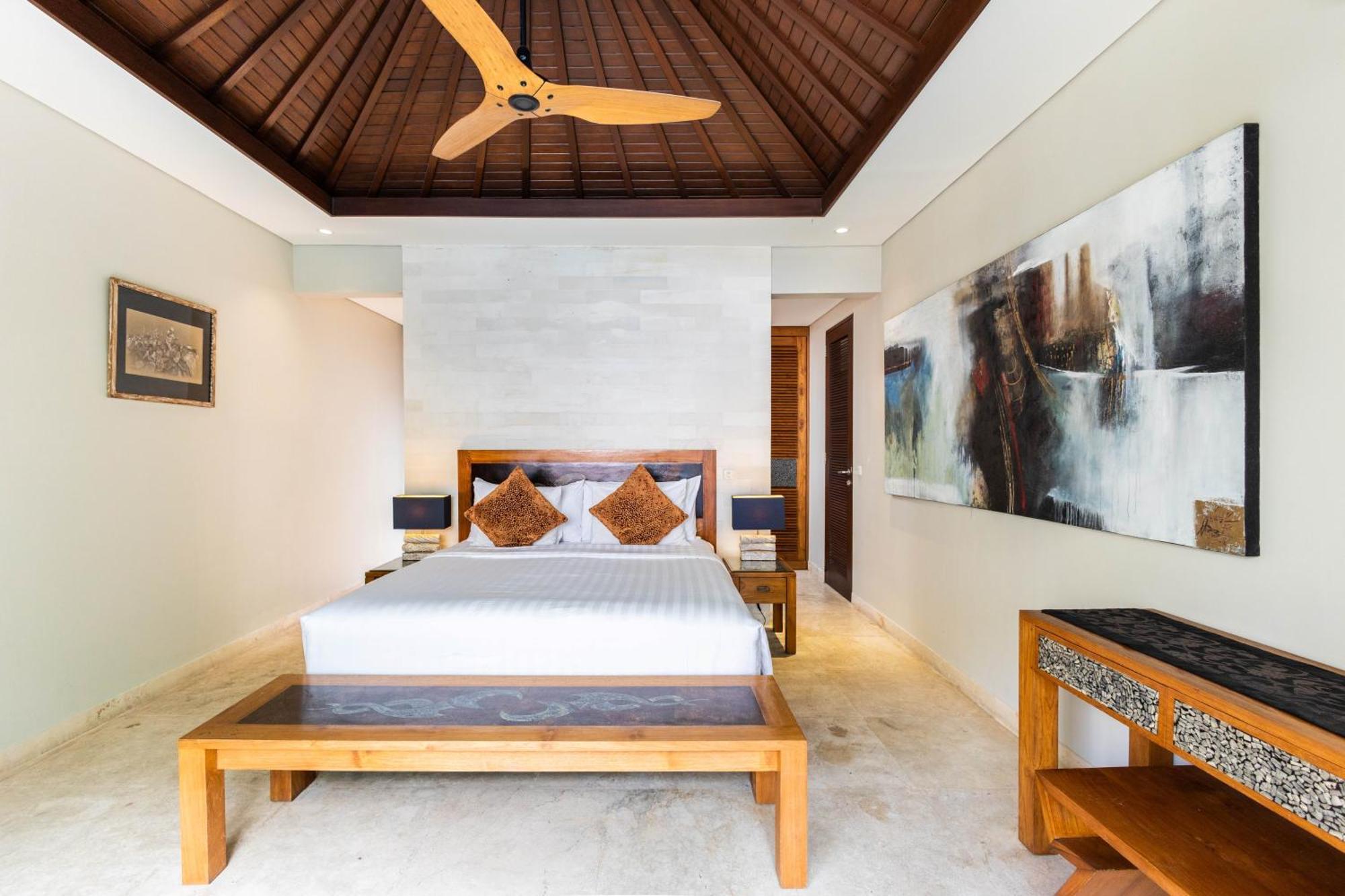 Villa Kejora Beachfront Estate - Luxurious Seven Kejora *