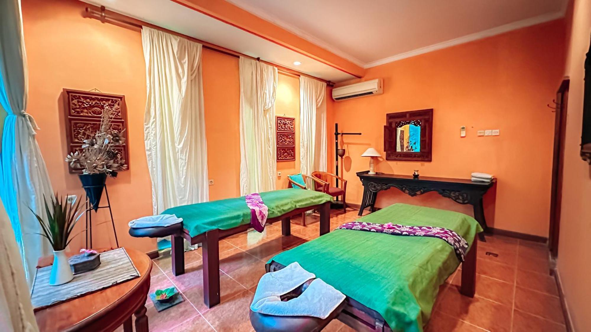Hotel Parigata And Sanur (Bali)