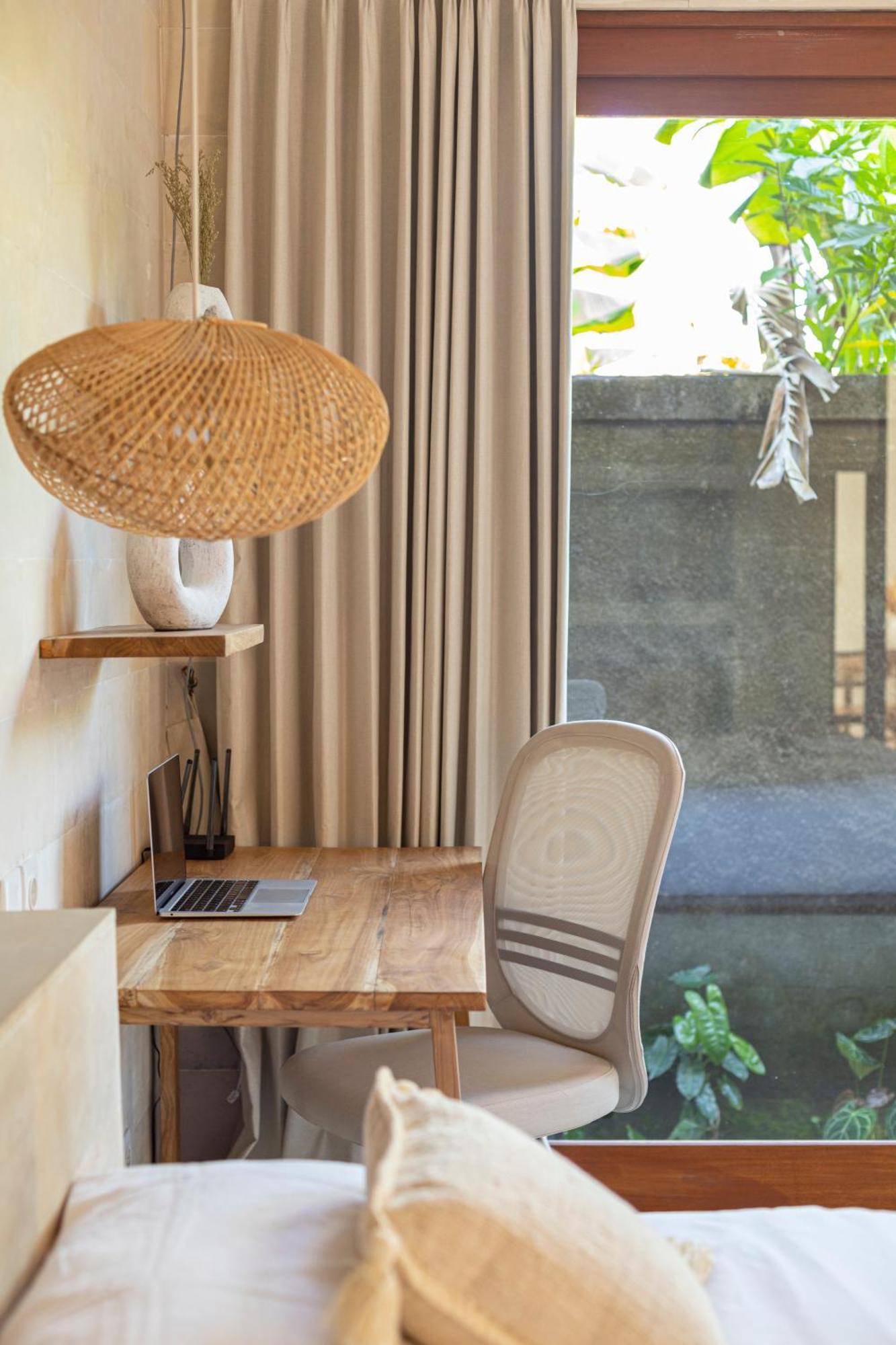 Designer Emy * Sanur