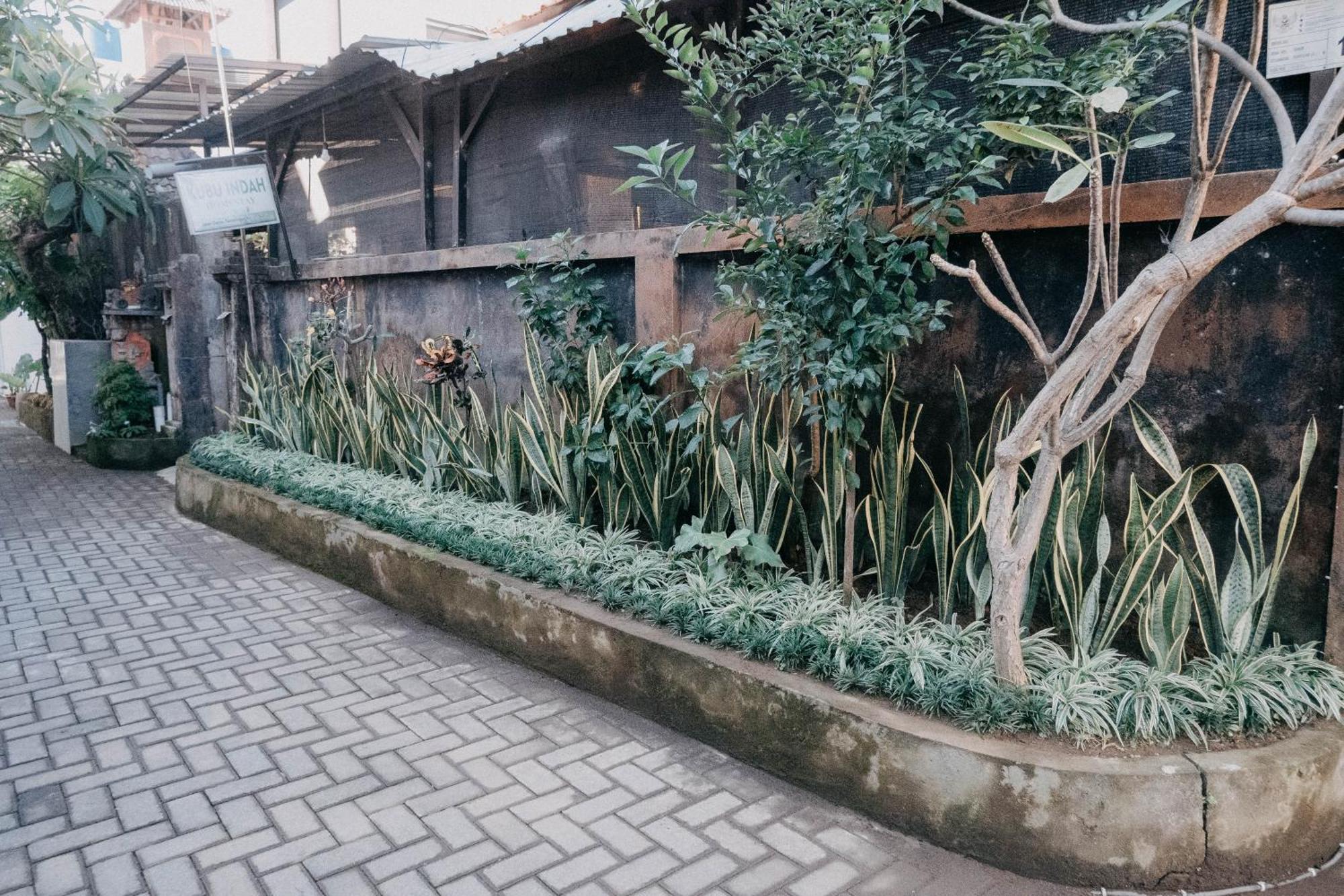 Kubu Indah Near Sindhu * Sanur (Bali)