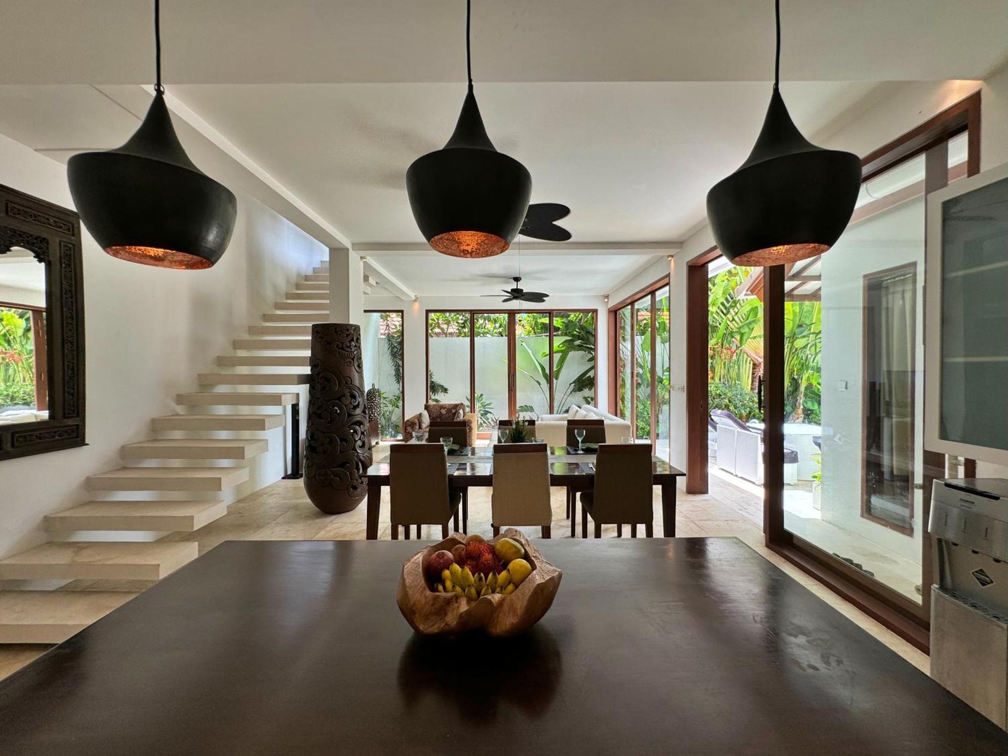 Villa 2-br In Mins Walk To The *