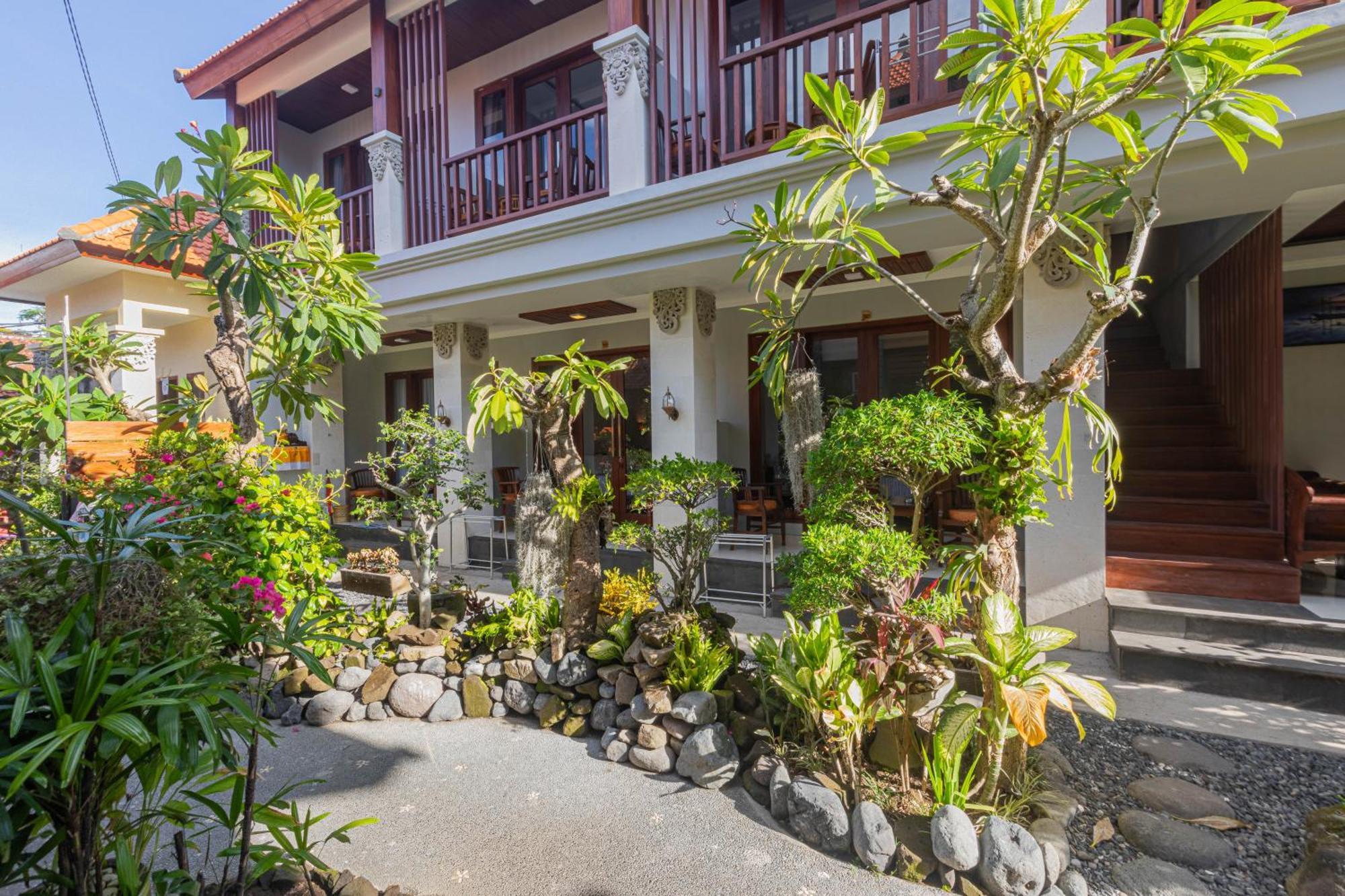 Donahome Guest house *