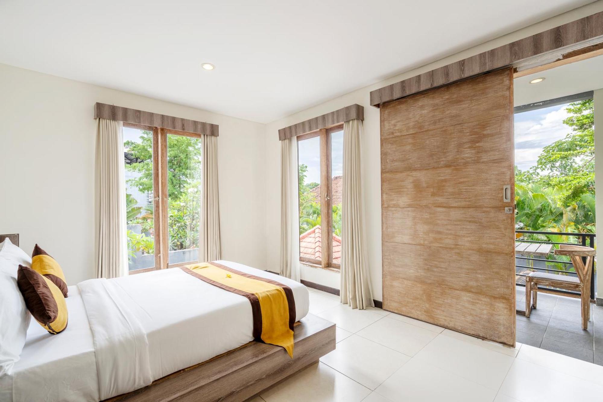 Kings By Moria * Denpasar