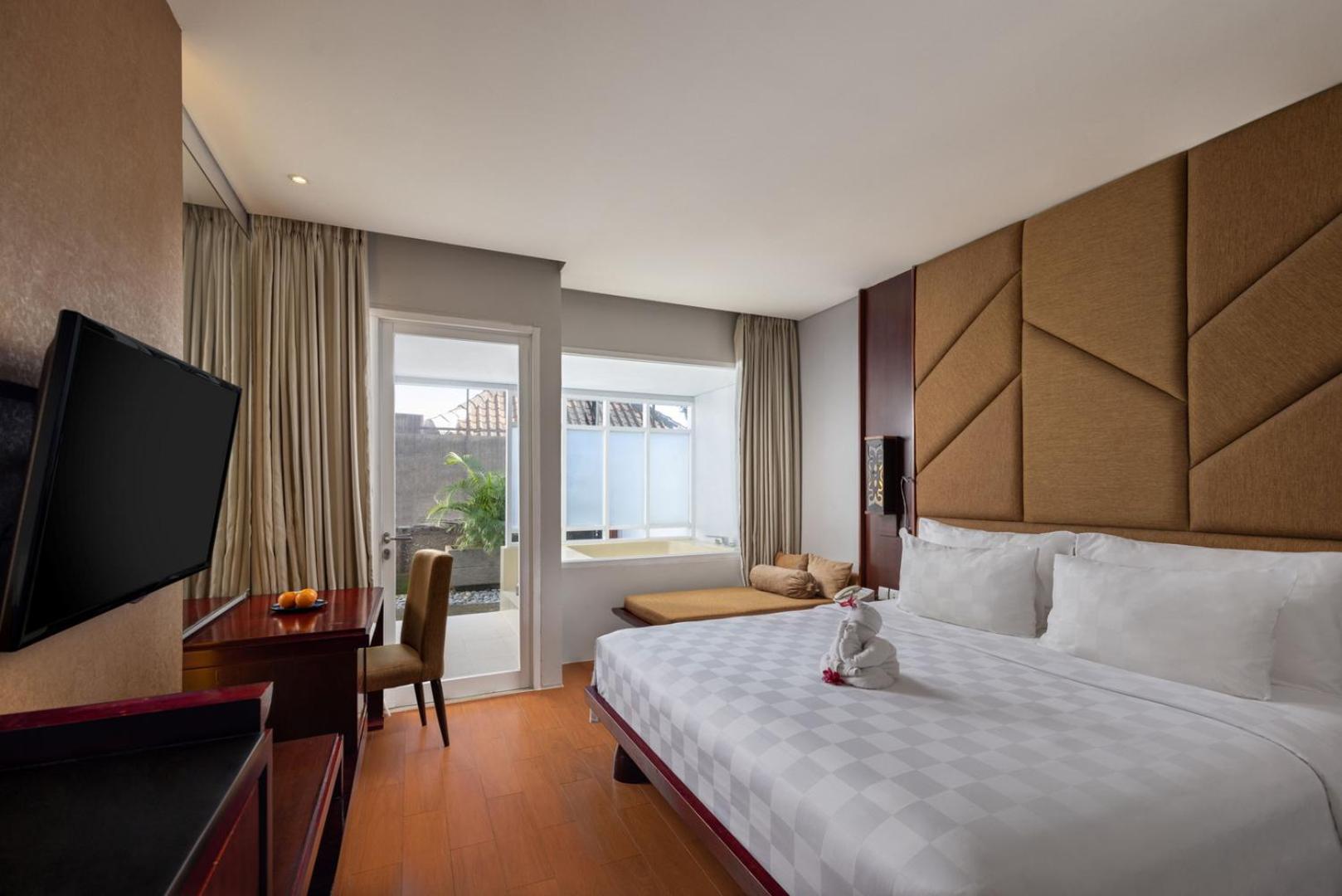 Resort Sanur Resort Watujimbar 4*