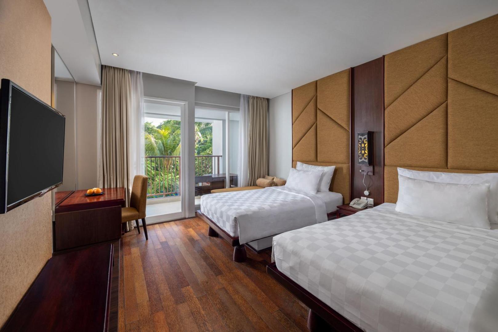 Sanur Resort Watujimbar 4*