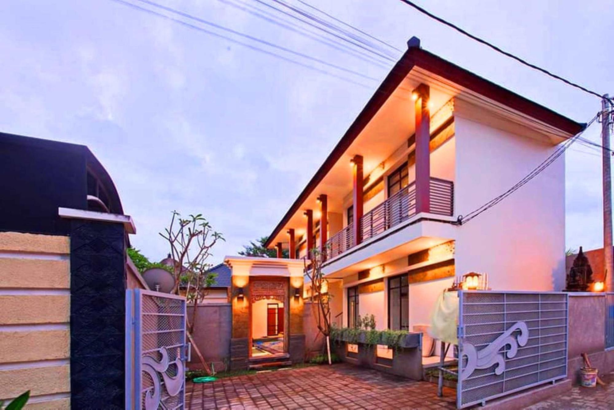 Wisma tamu Dirga's House View By Eps
