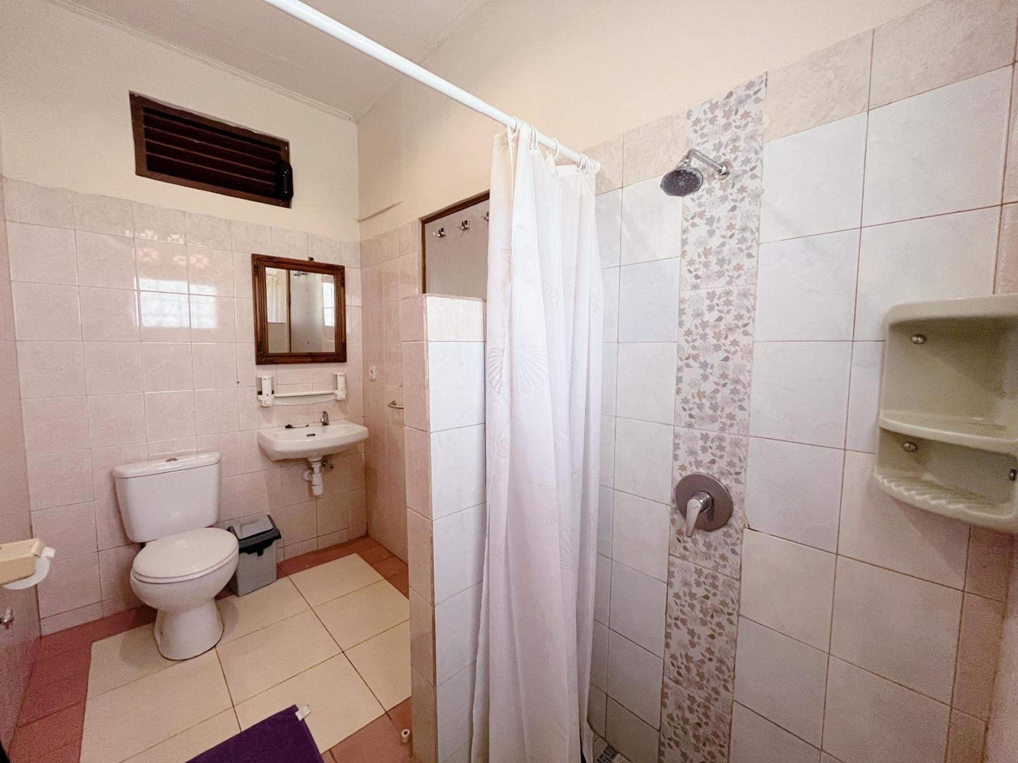 Agung's Annex Privatunterkunft