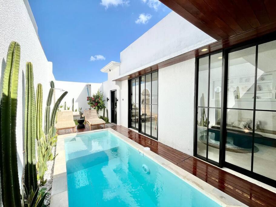 2br The Three Cactuses Stylish Mediteranian 5mins To Villa *