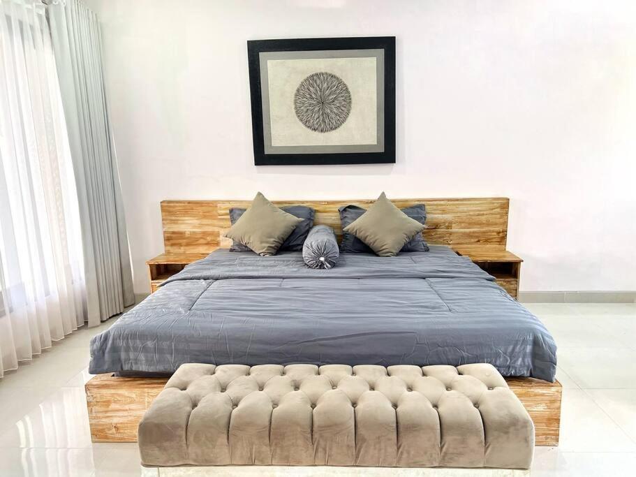 Jola Bali Unit 1 Near By Damaresa